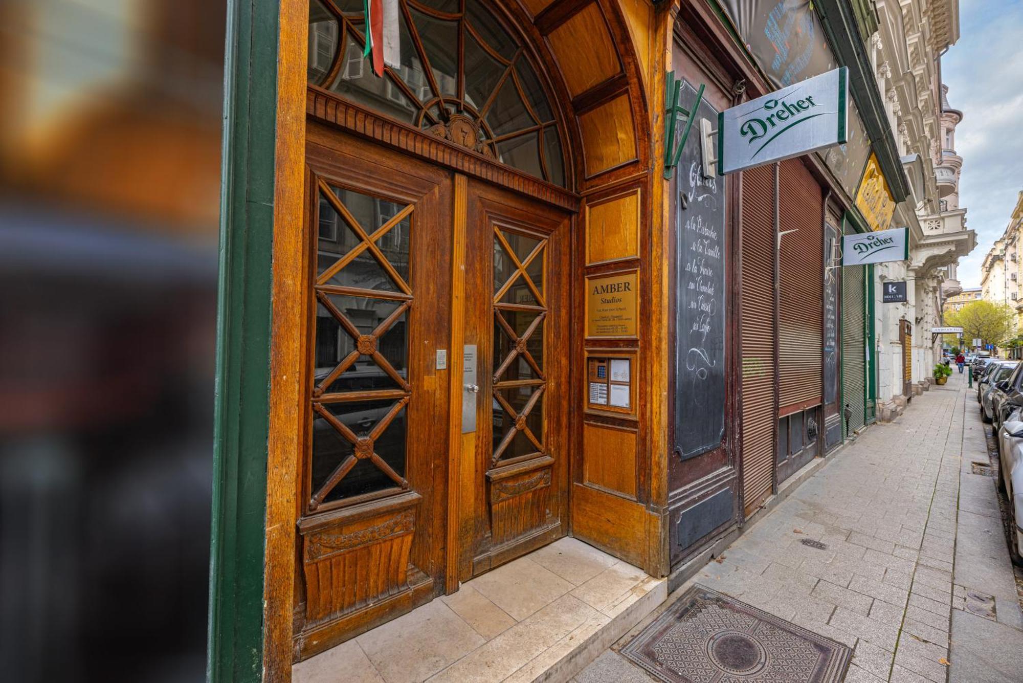 Amber Terrace Studios Downtown Budapesta Exterior foto
