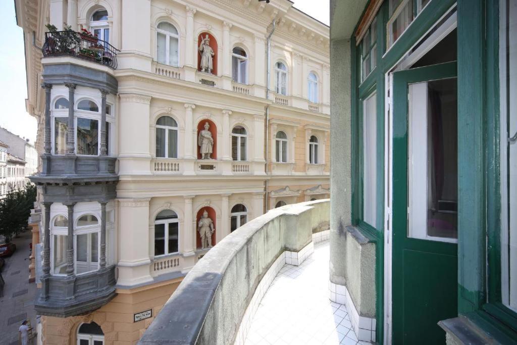 Amber Terrace Studios Downtown Budapesta Exterior foto