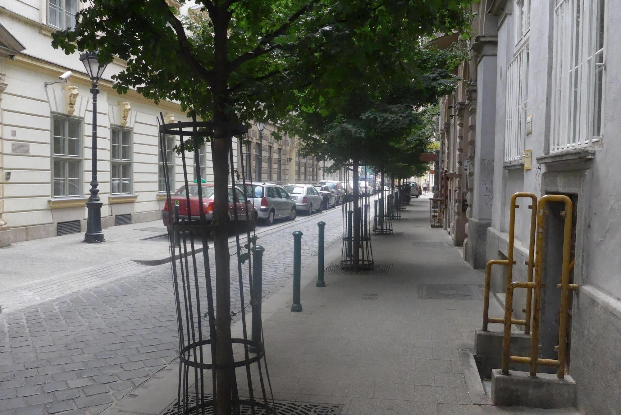 Amber Terrace Studios Downtown Budapesta Exterior foto